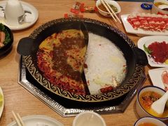 -小渝公重庆卤味火锅(临沂店)