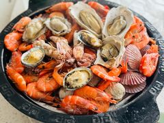 -巧克力渔家.小船海鲜胶东菜(万平口店)