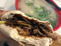 -烤鸭肉夹馍鸭汤店