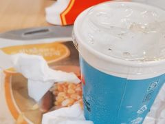 -麦当劳(郑州东高铁站店)