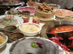 -红九格老火锅(三峡广场店)