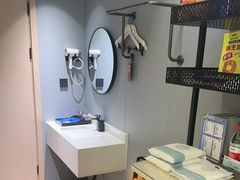 -网鱼电竞酒店(深圳福田石厦地铁站店)