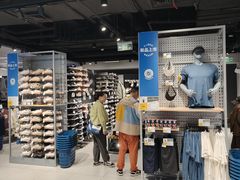 -迪卡侬(环球港店)