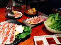 -山之屋炭火烧肉·生啤畅饮(大朗万科中央公园店)