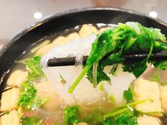 鸭血粉丝汤-冯鑫记南京鸭血粉丝汤(南京南站店)