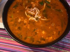 -香巴拉云南餐厅(华莱坞店)