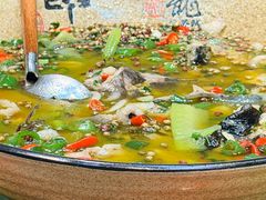 -自贡盐帮菜·玩辣餐厅(樱花园西街店)