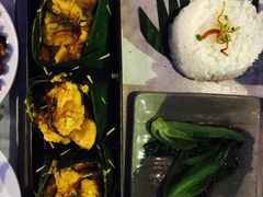 -Palate Angkor Restaurant & Bar