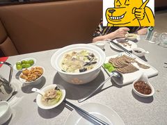 -郑庄脂渣海鲜楼(九水路店)