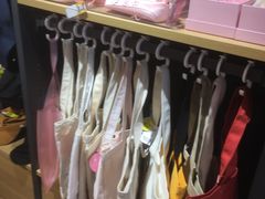 -九木杂物社(领展购物广场中关村店)