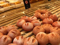 -爱达乐面包生日蛋糕(泛悦国际店)