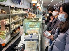 -白玉兰食品(中山公园龙之梦店)