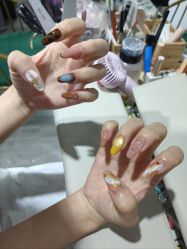 -晨·艺美甲美睫