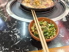 -灌县老妈砂锅串串香(万科红生活广场店)
