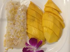 -Dang restaurant (patong phuket)