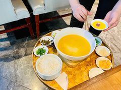 小铜锅烧牛肉米线-雀舞云南菜(乐客城店)