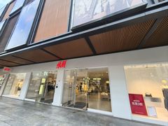 -H&M(天一广场店)