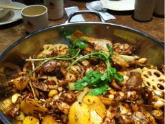 干锅牛蛙-蛙蛙叫干锅年代(簋街总店)