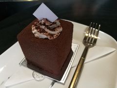 -UNI UNI(环亚凯瑟琳店)