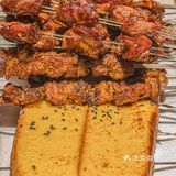 中街这，一条街都是他家！！