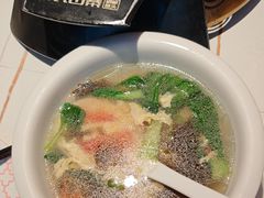 -阿瓦山寨·湘菜现炒·剁椒鱼头王(咸阳总店)