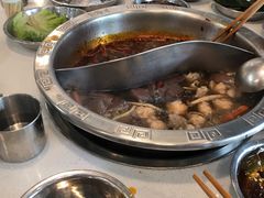 -憨铁匠老火锅(龙岗万科里店)
