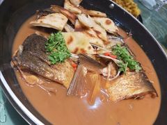 鱼头泡饼-新东坡酒楼(报社街店)