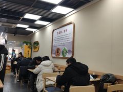 大堂-筋饼豆腐脑一绝