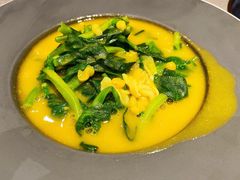 豌豆黄浸豌豆尖-半山腰·云南菜(侨福芳草地店)