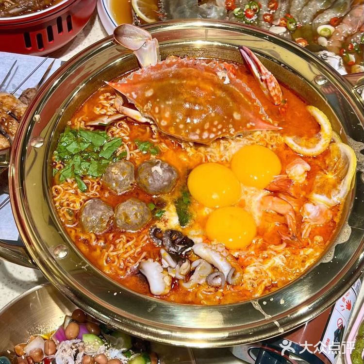 兴隆烧烤一定要冲！新鲜的生腌无法抗拒，基本桌桌必点！