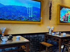 -富正毅三下锅·湘西韵味(天门山索道店)