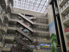 -百荣世贸商城