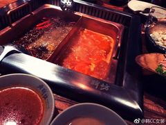 -老牌坊云南鱼豆花火锅(爱建店)