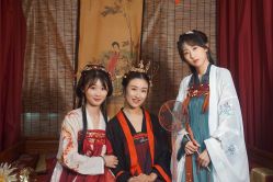 -汉仪华裳汉服馆(打浦桥店)