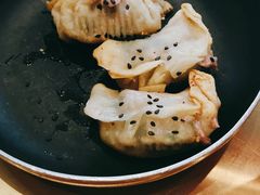 -龍堂蟹黄小笼包(德思勤四季汇店)