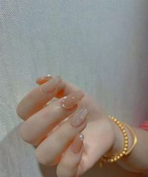 -悦指间美甲美睫