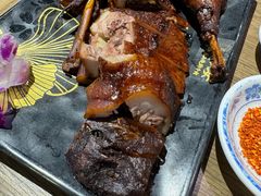 -肖四女乐山跷脚牛肉