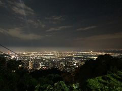 -草山夜未眠景观餐厅