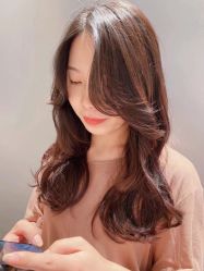 -AKOZO Beauty Salon