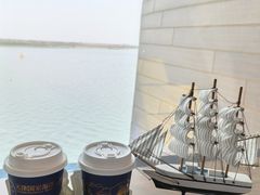 -抱抱地球咖啡馆(国家海洋博物馆店)