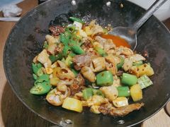 -聚鑫朋酸菜肥肠(文艺路口店)
