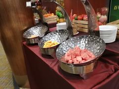 自助取餐区-汇泉王朝大饭店-旋转餐厅(南海路店)