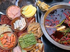 -黄潇洒老火锅(九眼桥宏济巷店)