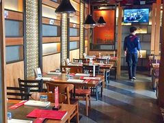 大堂-辣尚瘾·烤鱼·新川菜(交大直营店)