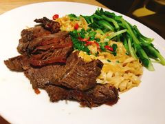 牛肉拌面-牛的平方·牛骨鲜炖