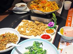-老唐三下锅 ·张家界地标美食(溪布街店)