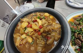 Stewed Fish Bladder with Pig Intestines