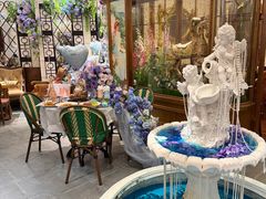 -秘密旅行Bonjour(黑金冠 江南西店)