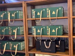 -香山湖渔家大院