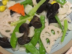 -垚慈居素食(华发新城店)